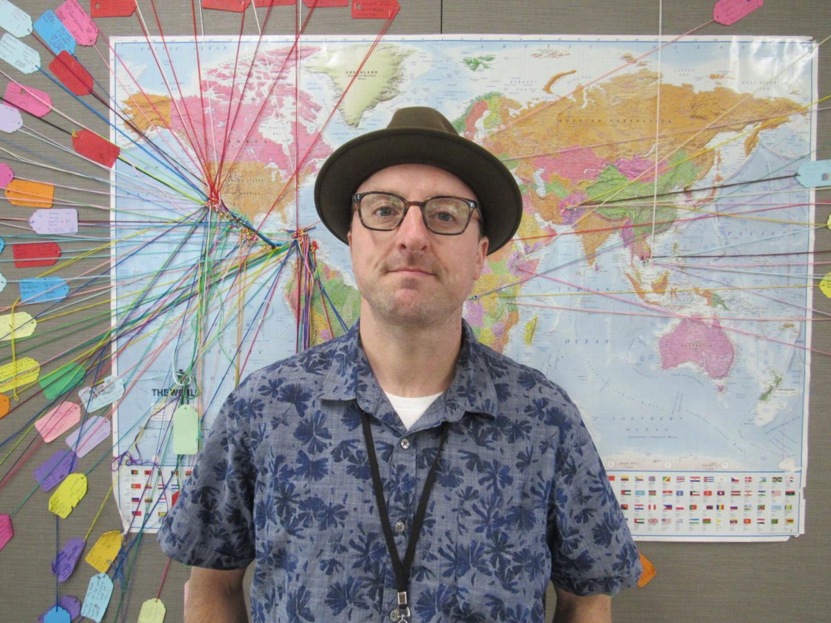 Mr. Aaron Pores