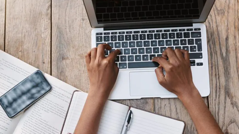 Online School Through a Student's Eye's